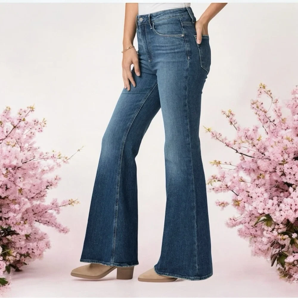 Paige Jeans Size 29 - Flare Denim Wash - Great for Jean Shorts - Marlow Cut - Picture 8 of 17